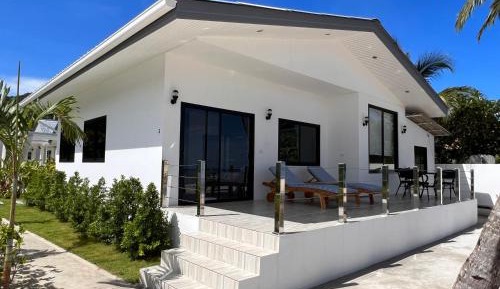 Villa - Beach Front