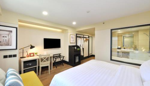 Deluxe Double or Twin Room