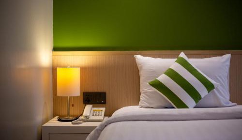 Deluxe Twin Room with Balcony