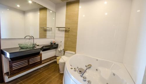 Executive Two-Bedroom Suite