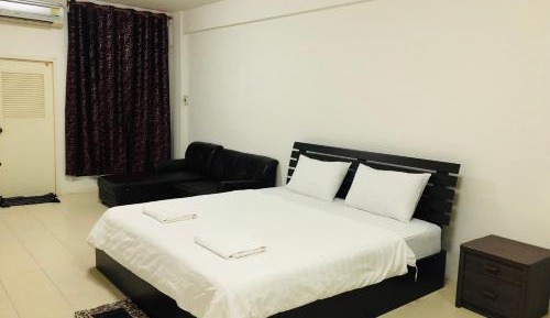 Queen Room with Balcony