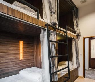 Bed in 8-Bed Mixed Dormitory Room