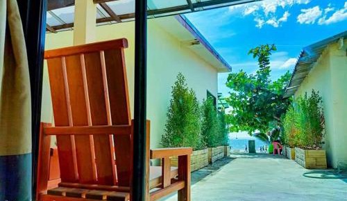 Family Room with Side Sea View