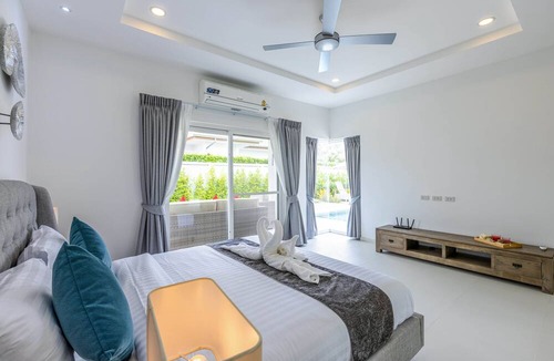 Hua Hin Villa | Private 3 Bedroom Pool Villa MS22