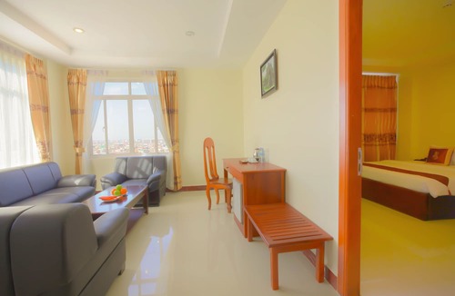 Prampir Makara Hotel | Kirirom Crystal Hotel