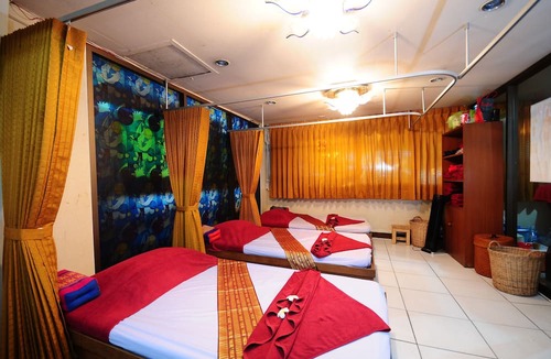 Phaya Thai Hotel | Nice Palace Hotel