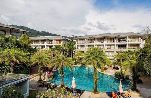 Sa Khu Apartment | Beachfront 2br 2bath apartment private jacuzzi pool 50 meter to Naithon beach