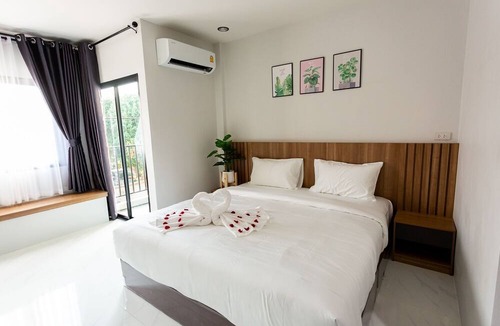 Kham Yai Hotel | Korner Grand Hotel