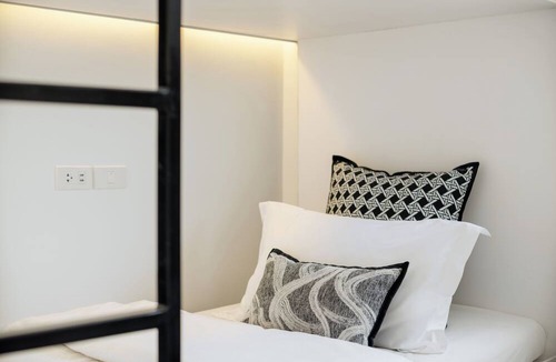 Khao San Hostel | CASA BLANCA Dusit - Hostel