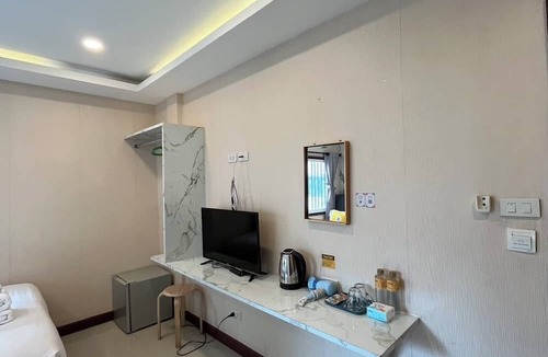 Thanon Phaya Thai House | Amber Inn