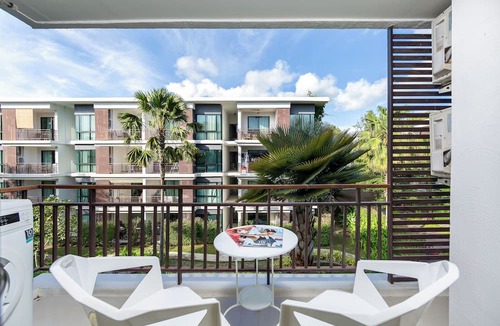 Rawai Hotel | The Title Condo by TropicLook