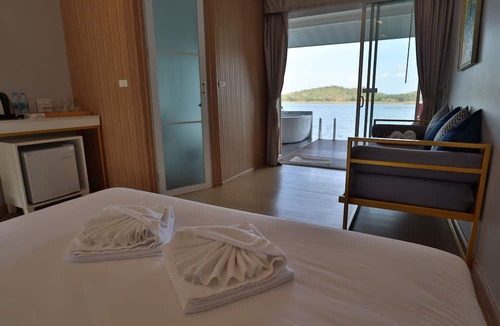 Tha Kradan Resort | Raya Buri Resort