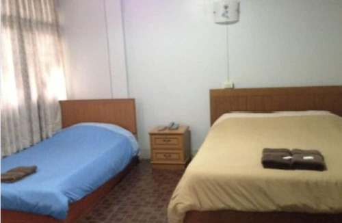 Nana Hotel | White Orchid Inn II