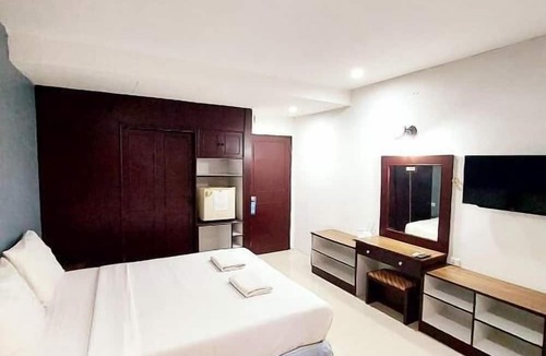 Sri Phum Hotel | Traveller Inn Hotel