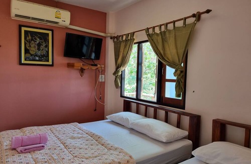 Ko Sichang Hotel | Sawasdee Sichang Resort