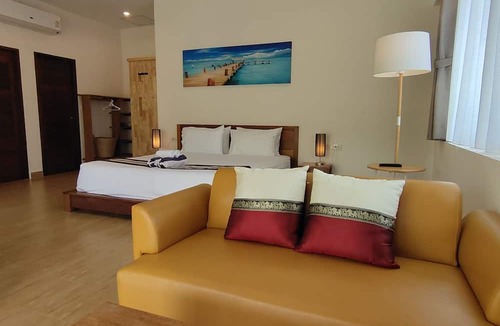 Wok Tum Hotel | Le Grand bleu Hotel