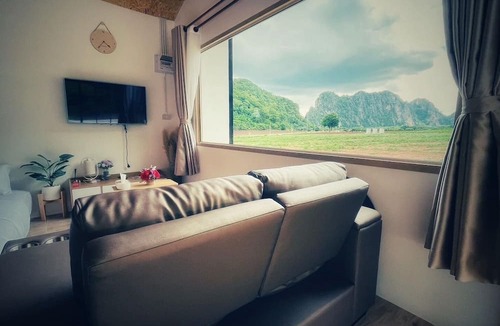 Lan Sak Resort | My Merchain Uthaithani