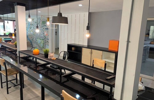 Khlong Tan Hostel | Owl's Nest Hostel