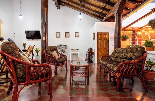 Granada Hostel | Hostal Victoria