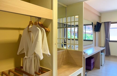 Makham Tia Hotel | Bunjongburi Hotel