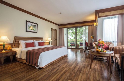 Chanthanimit Hotel | Maneechan Resort & Sport Club
