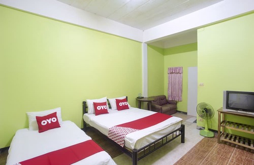 Nong Pa Khrang Hotel | OYO 75357 Thipsiri Home