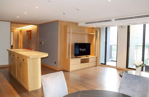 Ploenchit Hotel | The Quart Ruamrudee by UHG