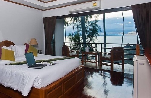 Lipa Noi Hotel | Lipa Bay Resort
