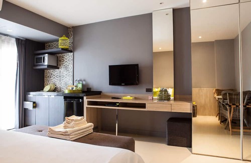 Chaweng City Center Hotel | Ploen Chaweng Koh Samui by Tolani