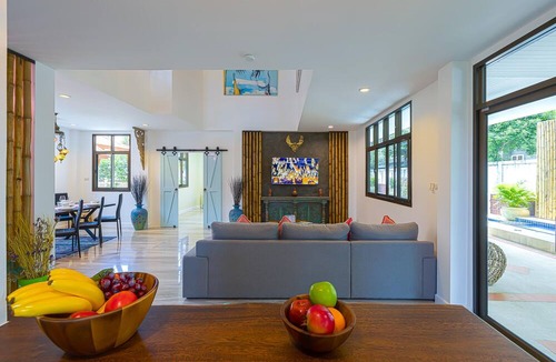Nong Kae Villa | Pool villa 4 BR walking to Beach HV
