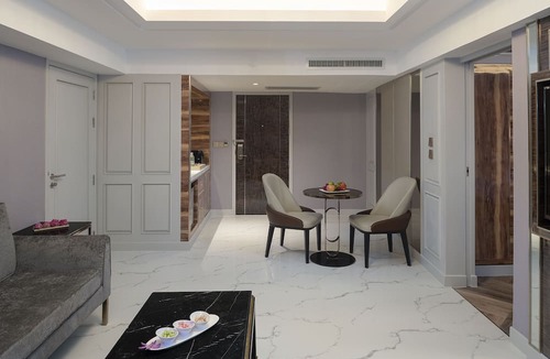 Nana Hotel | Aira Bangkok Sukhumvit 11 by Kingston Hotels