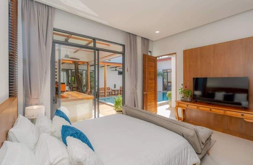 Si Sunthon Hotel | Lespalm Taraburi Pool Villa