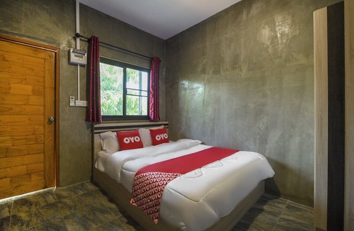Lat Krabang Hotel | OYO 808 Kawin Home