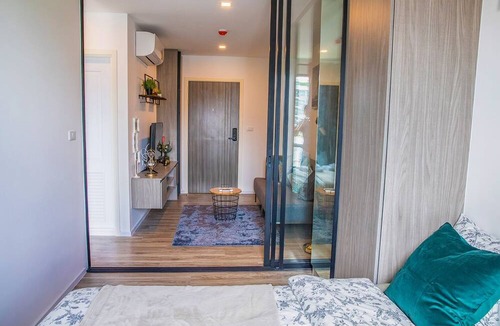 Mueang Samut Prakan District Condo | Apartment 450m from BTS with Sky Pool - bkbloft8