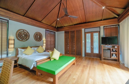 Phitsanulok Hotel | Pattara Resort & Spa