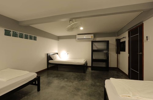 Ao Nang Hostel | Balcony Party Hostel Beachfront - Adults Only