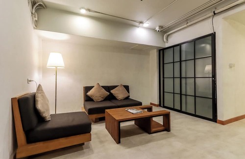 Phra Khanong Nuea Hotel | StayAt Bedever Bangkok Hotel