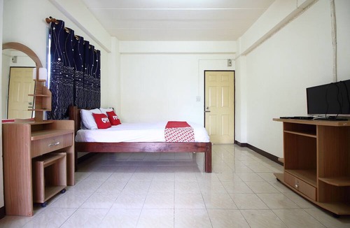 Rangsit Hotel | OYO 689 Baan Yuyuen