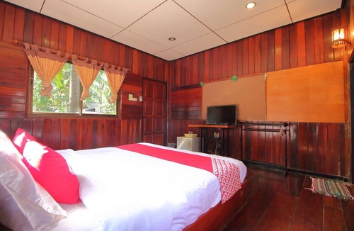 Kamphaeng Saen Hotel | OYO 476 Ban Rimnam Resort