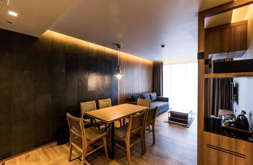 Mae Sot Hotel | The Teak Hotel