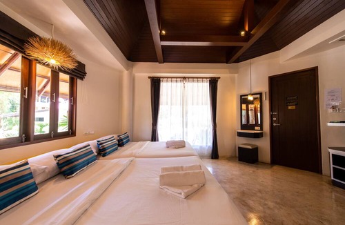 Sattahip Hotel | Warasin Resort