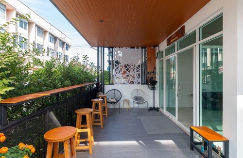 Sanambin Hotel | Acozyposhtel