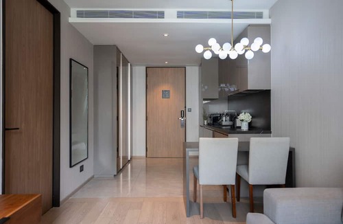 Khlong Tan Nuea Hotel | Walton Suites Sukhumvit