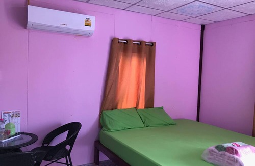 Ban Dung Hotel | Baan Pak Wangthong