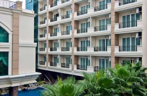 South Pattaya Resort | LK Miracle Suite