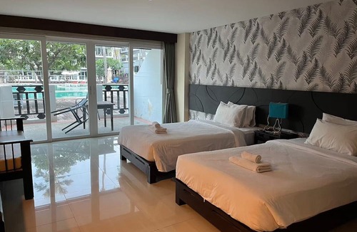 Pak Nam Pran Hotel | Pattawia Resort & Spa