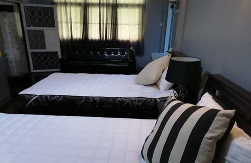 Lat Yao House | OYO 857 42 Loft Bed and Breakfast