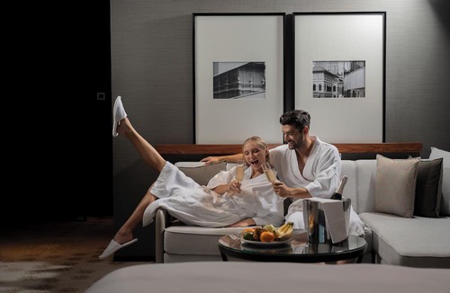 Nana Hotel | Hyatt Regency Bangkok Sukhumvit