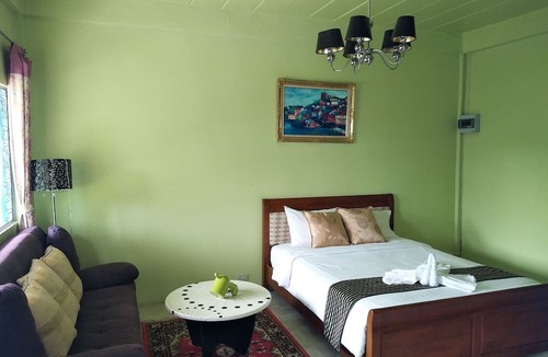 Ban Phe Hotel | Mountain Beach Resort