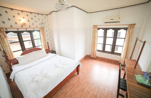 Vang Vieng House | Maylay Guesthouse